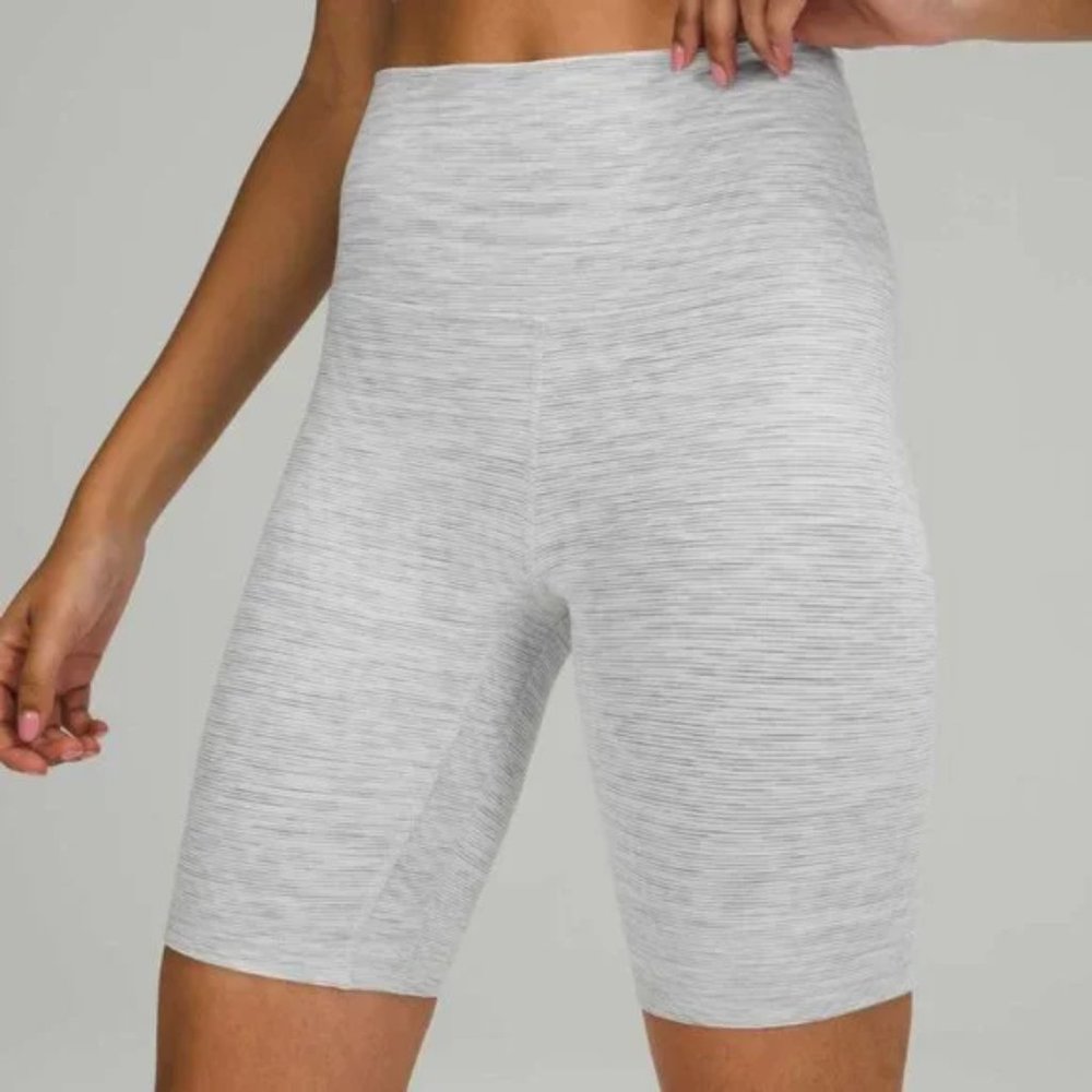 Lululemon White/Gray Align Bike Shorts 8" - 4